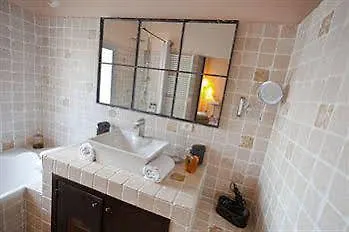 Bed & Breakfast La Prevote - Hotel Particulier & Restaurant L'Isle-sur-la-Sorgue